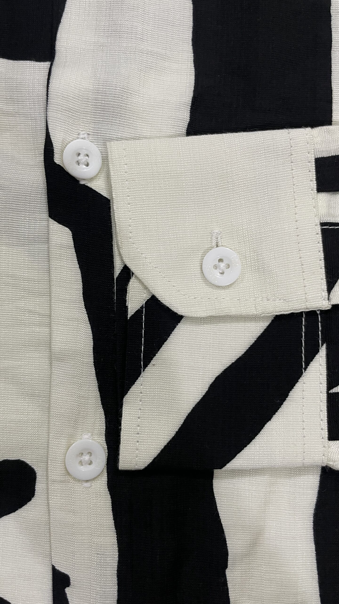 XZENV White Abstract Brush Shirt - Image 2